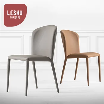 Italijos minimalistinis stalas ir kėdė namų paprasta modernios šviesos prabangus valgomasis kėdė makiažo kėdė kėdė atlošo kėdės
